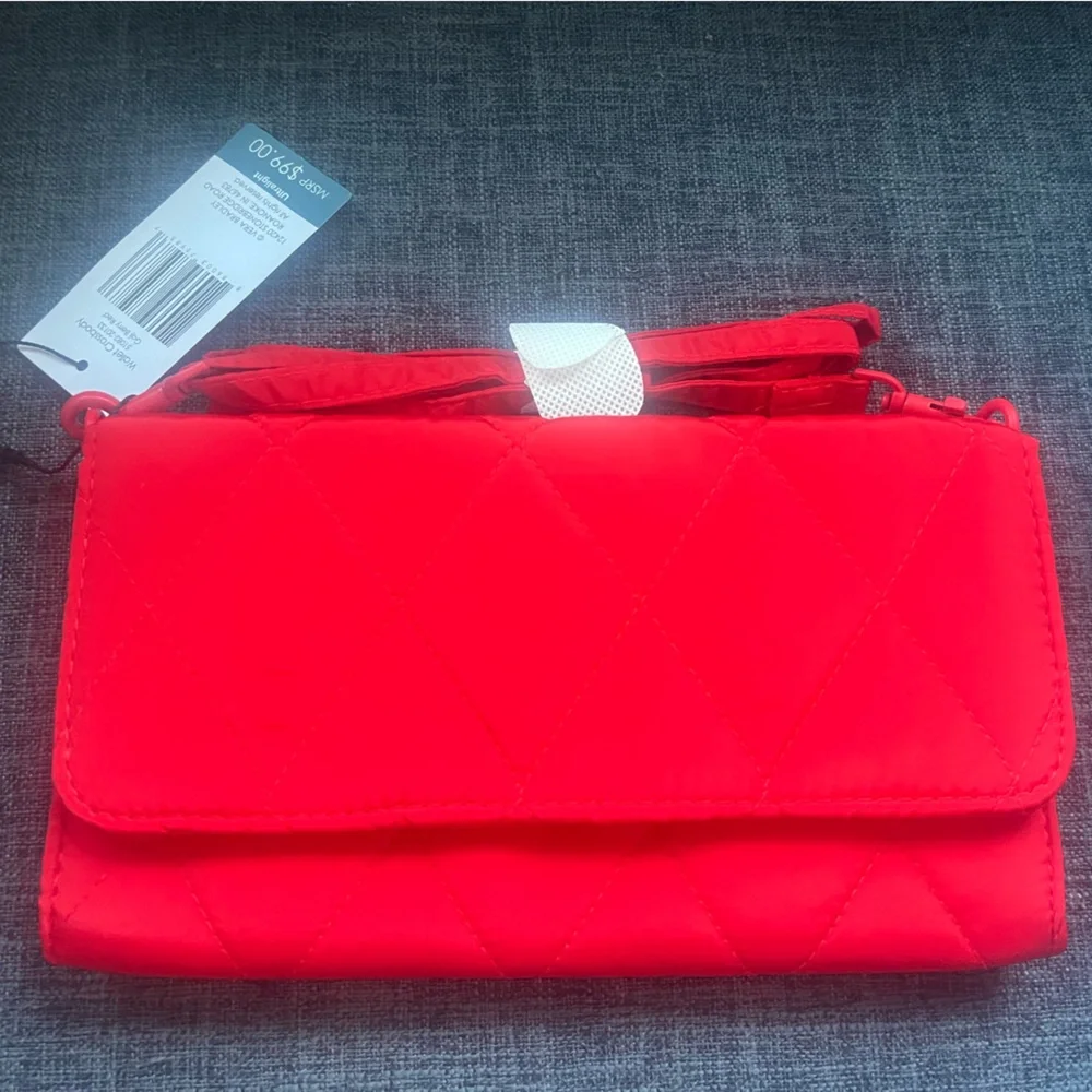 NWT Vera Bradley Quilted Goji Berry Red Wallet Crossbody.  Ultralight fabric.